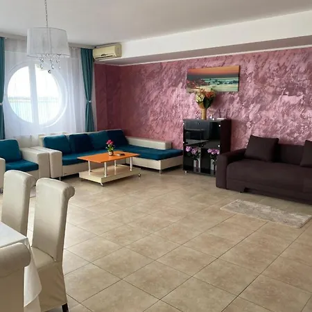 Διαμέρισμα Virgo Summer Land Mamaia