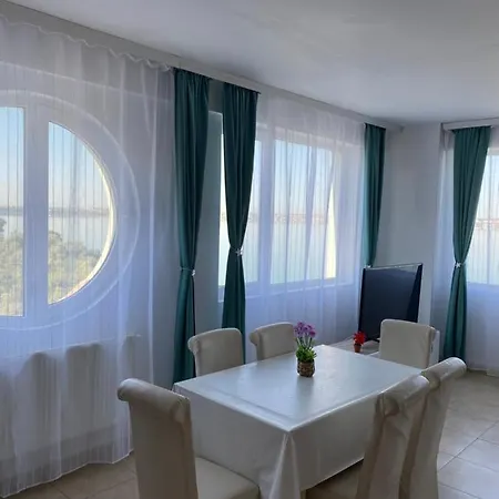 Virgo Summer Land Διαμέρισμα Mamaia