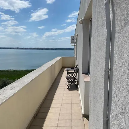 Virgo Summer Land Apartment Mamaia
