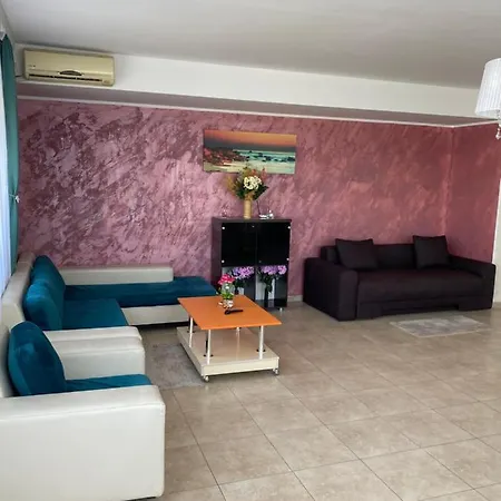 Apartment Virgo Summer Land